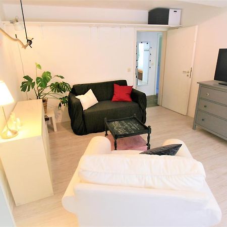 Zentrale Ferienwohnung „Treibholz“ Im Sonnenblumenhaus 弗伦斯堡 外观 照片