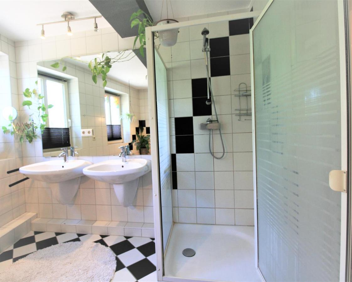 Zentrale Ferienwohnung „Treibholz“ Im Sonnenblumenhaus 弗伦斯堡 外观 照片